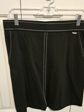 Tahari Black Knit Skirt with White Contrast Stitching.